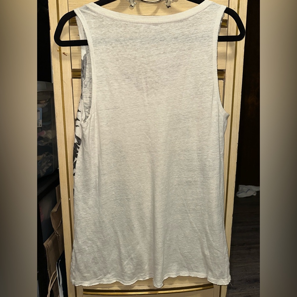 Lucky Brand Women's Black And White Floral Sleeveless Tank Top Size Medium - Picture 2 of 5